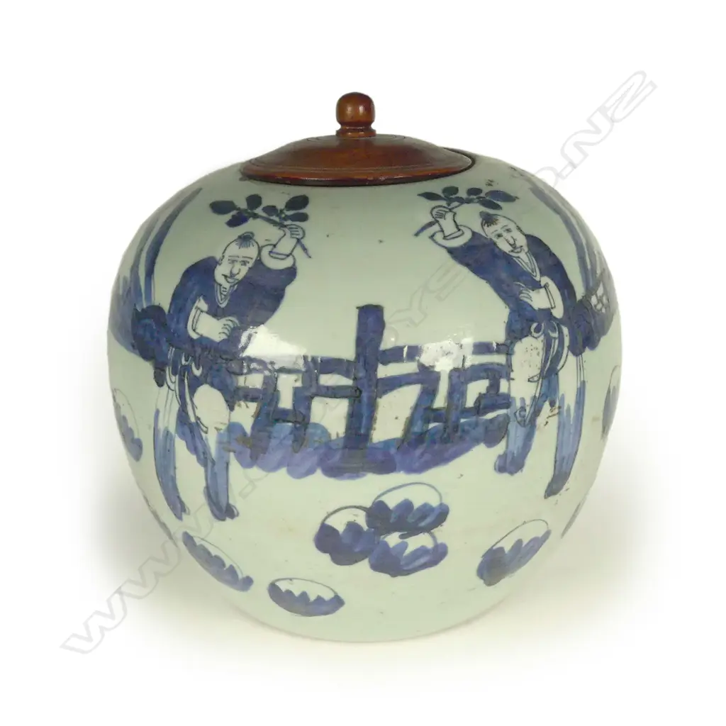 A 19thC Chinese blue and white jar Image 1++
