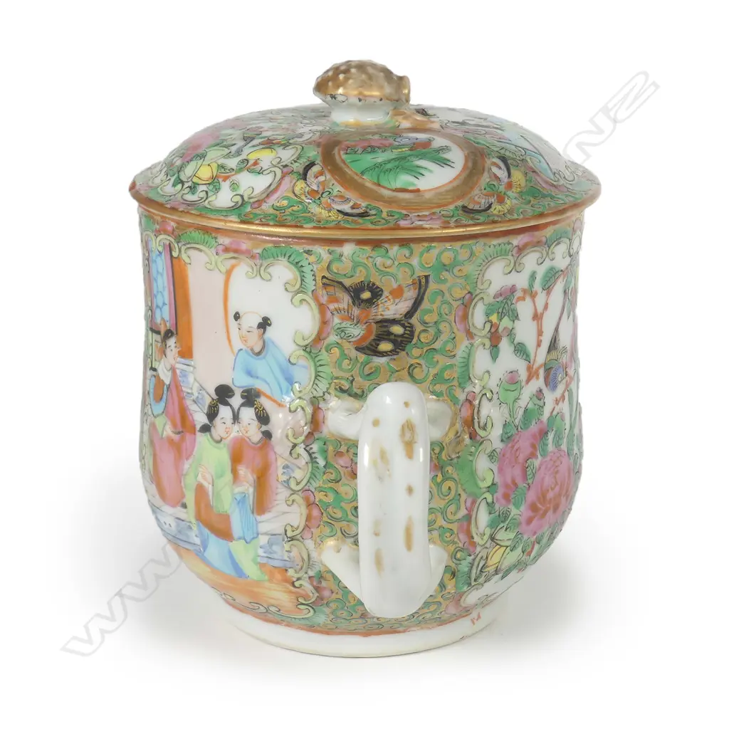 A 19thC Cantonese famille rose lidded cup Image 1++