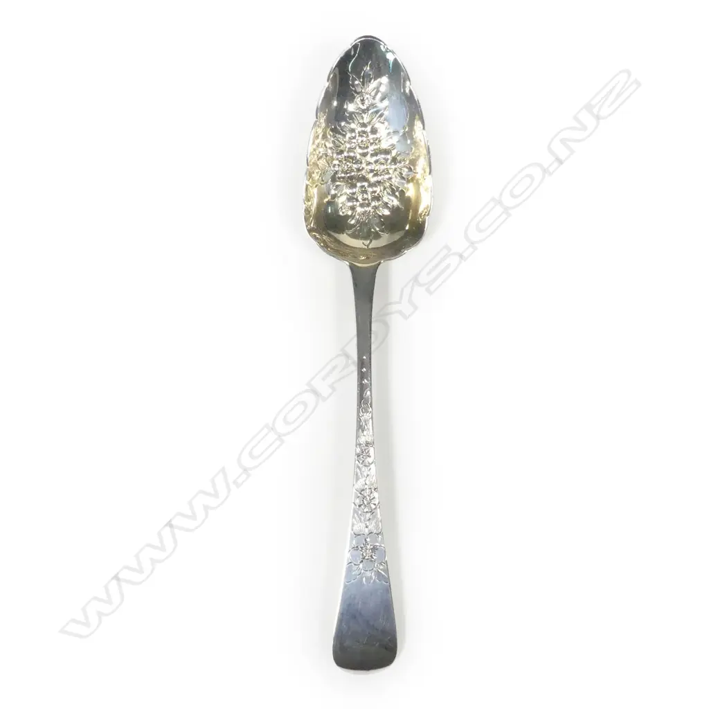A George III silver berry spoon Image 1++