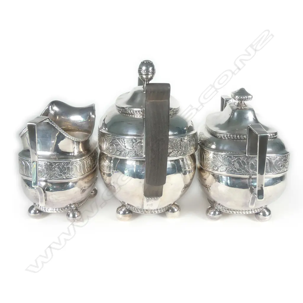 An American coin silver three-piece tea service Image 1++
