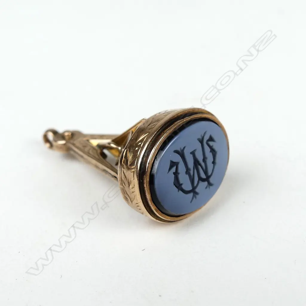 A late Victorian 9ct rose gold Masonic fob seal Image 1++