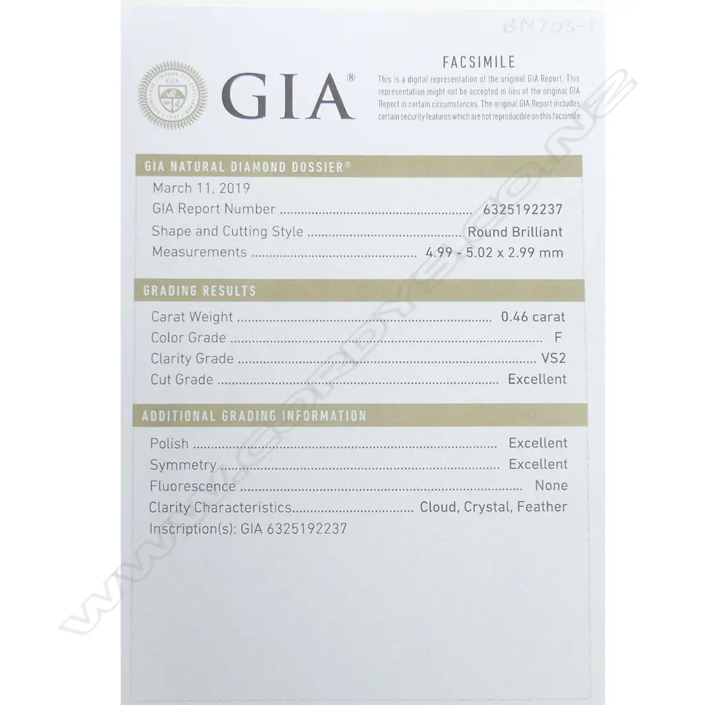 An 18ct white gold and diamond ring Image 1++