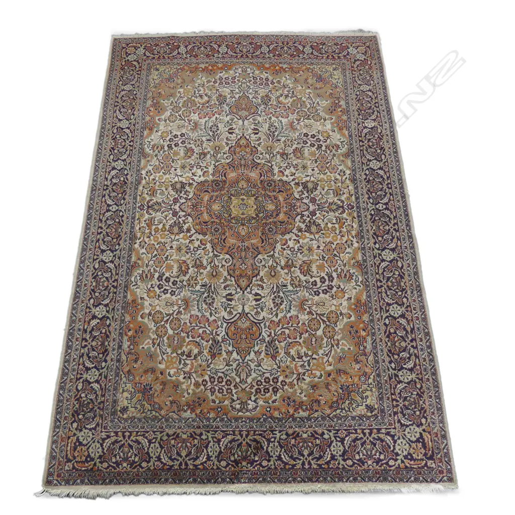 A Persian Isphahan all silk rug Image 1++