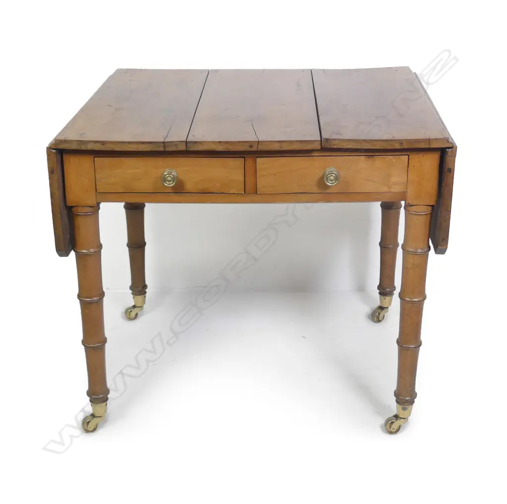 A French fruitwood small dropside table Image 1++