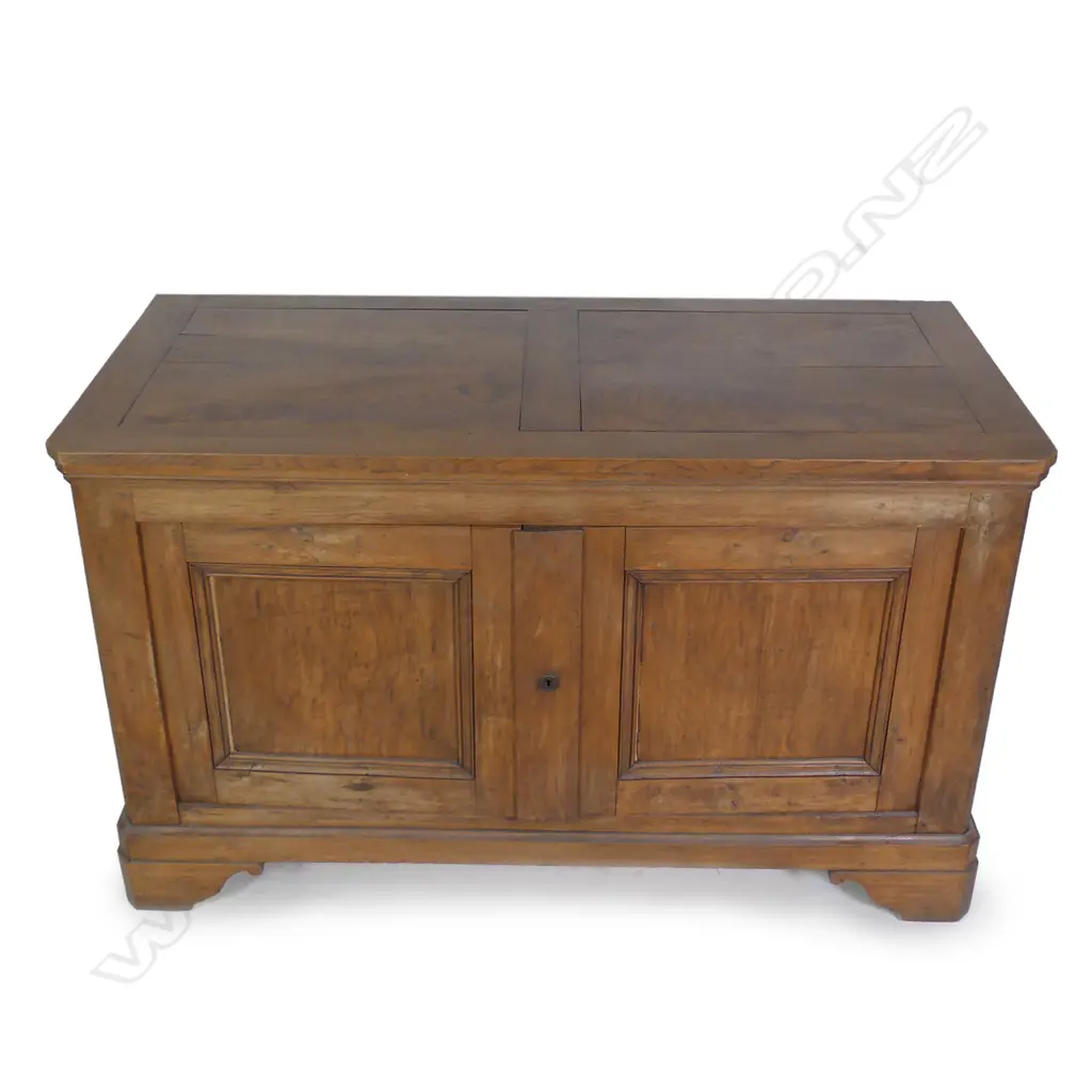 A French Louis Philippe elm pétrin buffet Image 1++