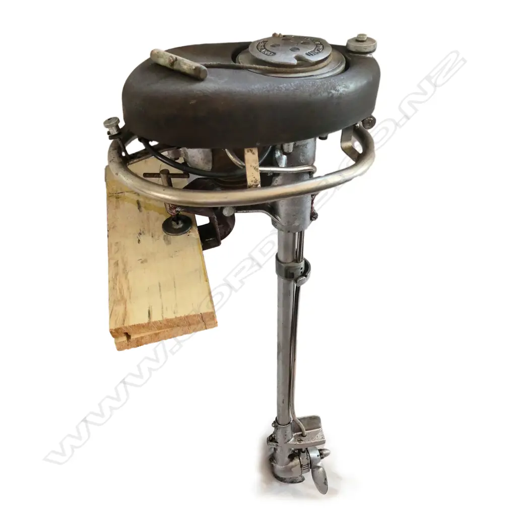 A 1950's "Pilot" outboard motor by the British firm Anzani Image 1++