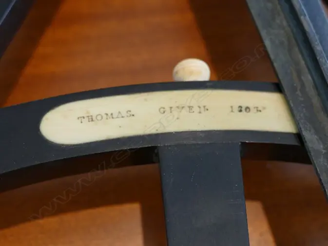 14-inch radius mahogany octant Image 1++