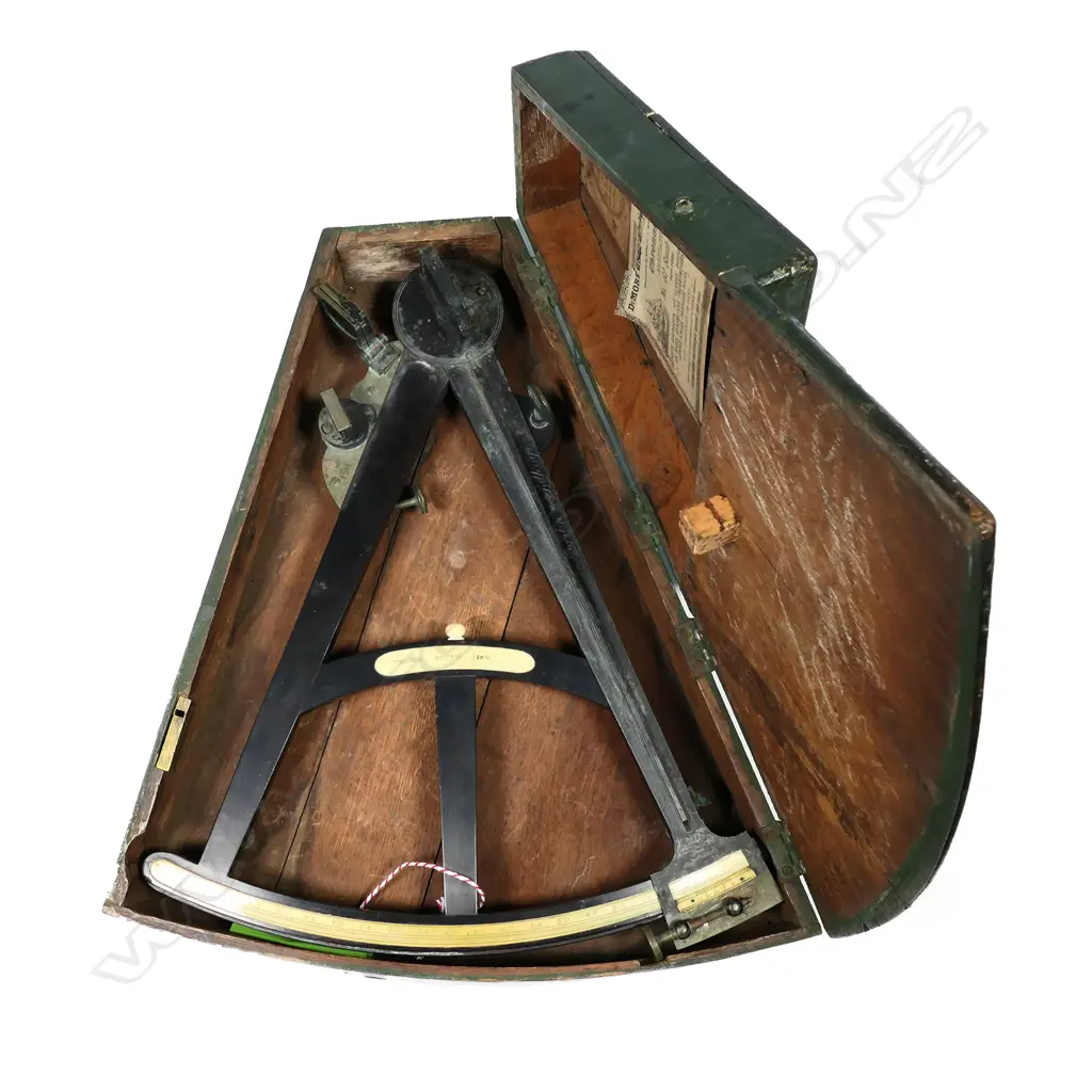 14-inch radius mahogany octant Image 1++