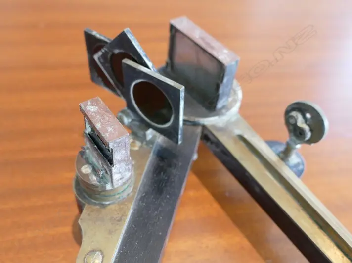 10-inch radius ebony frame and limb octant Image 1++