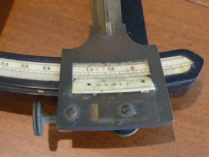 .OCTANT MAKER:   R WALSHAM, 170 PARK LANE, LIVERPOOL Image 1++