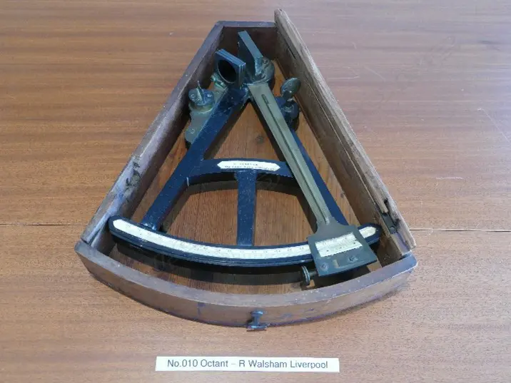 .OCTANT MAKER:   R WALSHAM, 170 PARK LANE, LIVERPOOL Image 1++