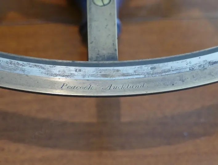 7-inch radius brass framed sextant Image 1++