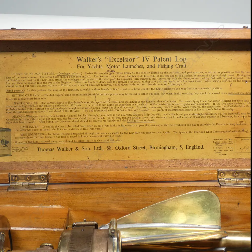 A Thomas Walker & Son brass 'Excelsior' IV ship's log Image 1++
