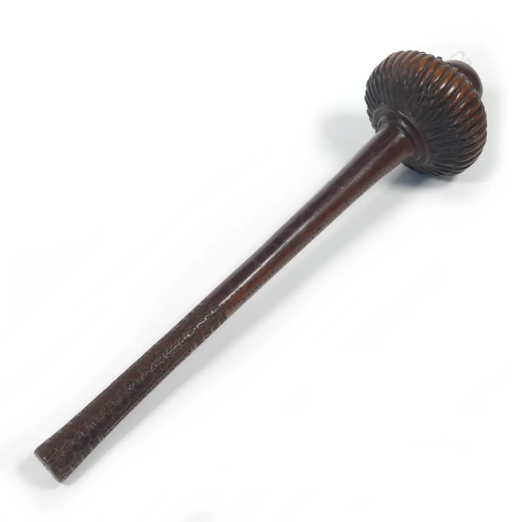 A 19thC Fijian ula throwing club Image 1++