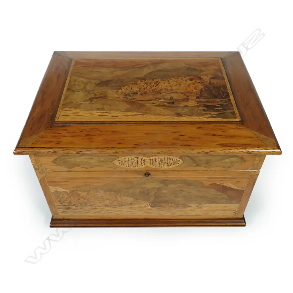 A fine native timbers jewel box Image 1++