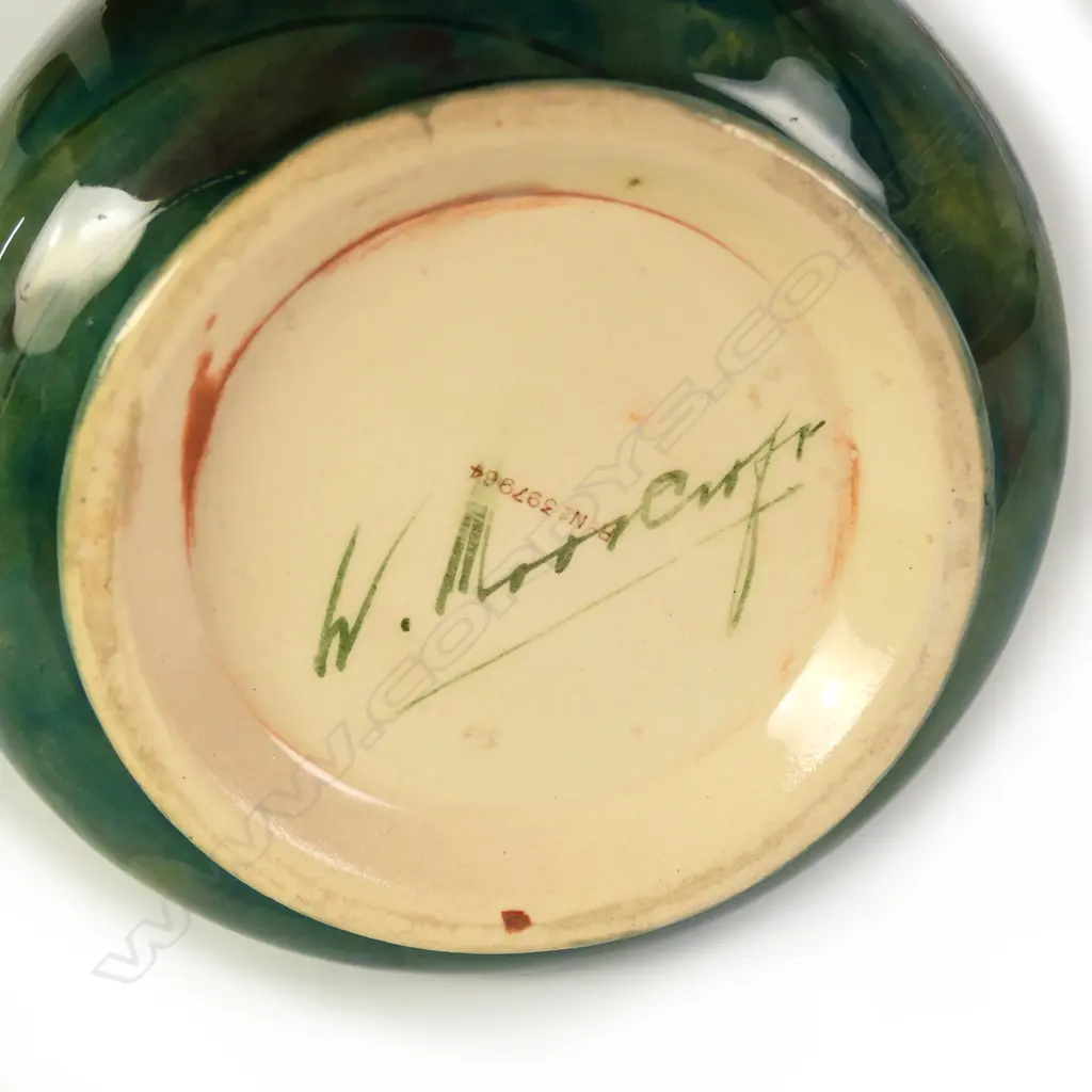 A William Moorcroft Hazeldene vase Image 1++