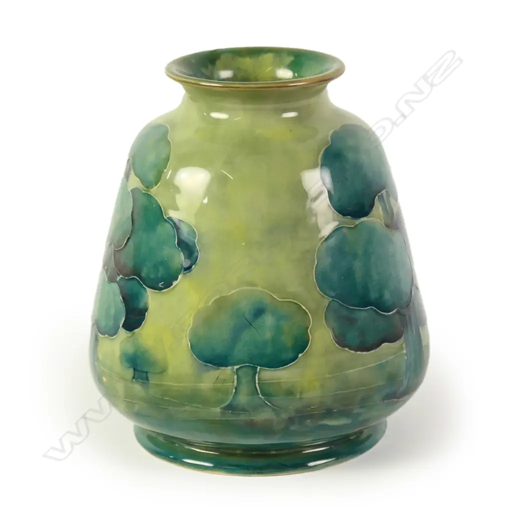 A William Moorcroft Hazeldene vase Image 1++