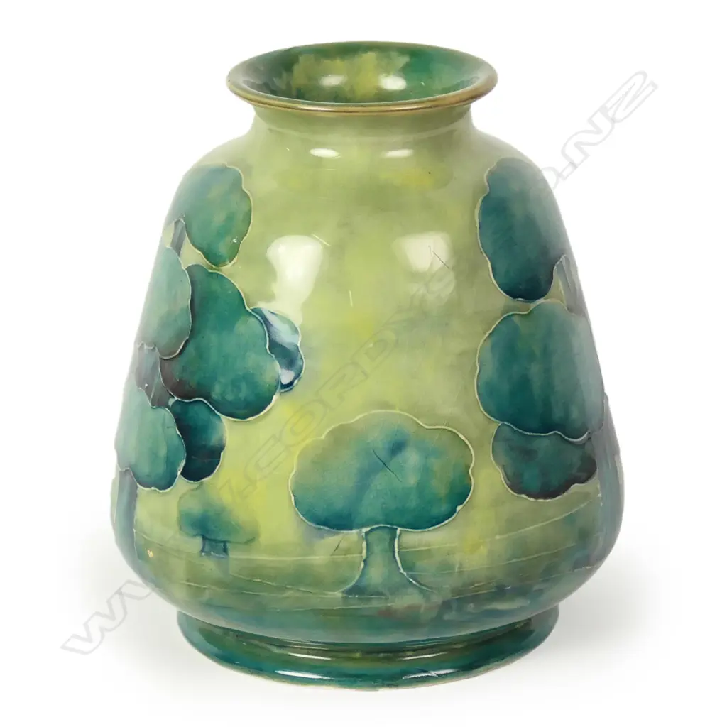 A William Moorcroft Hazeldene vase Image 1++