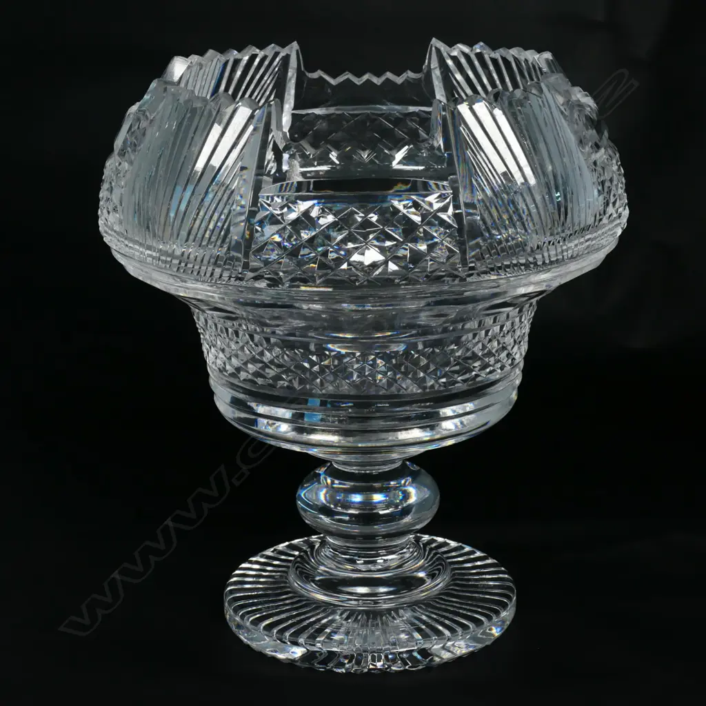An impressive Waterford crystal centrepiece Image 1++