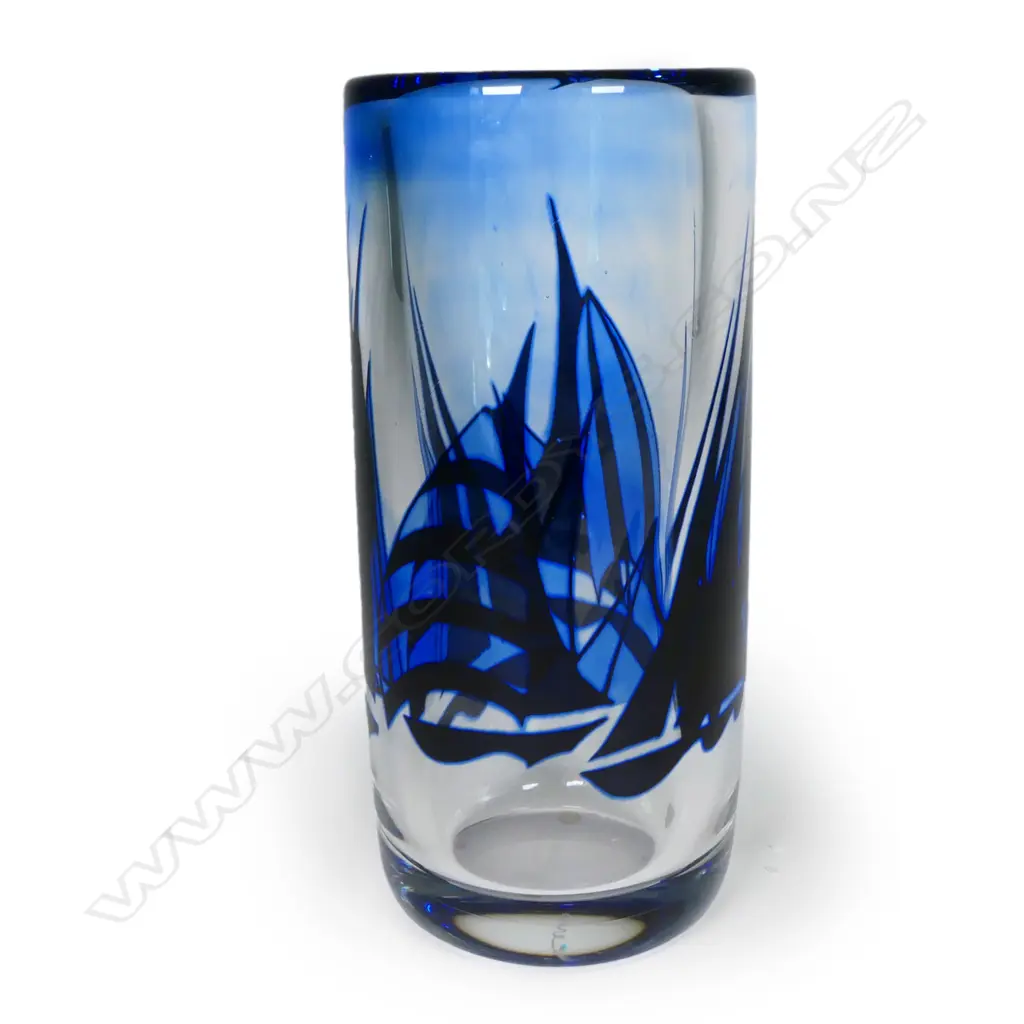 An Orrefors vase Image 1++