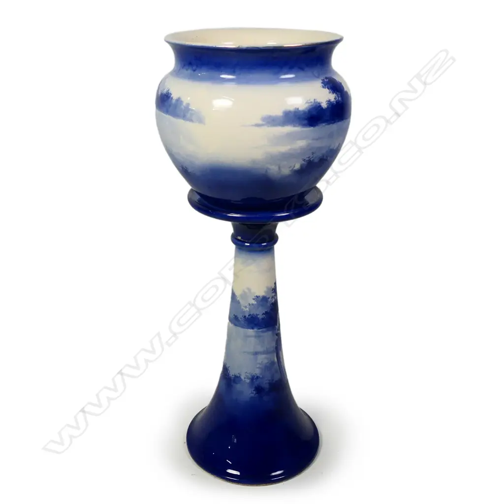 A Royal Doulton Blue Children series jardinière and stand Image 1++