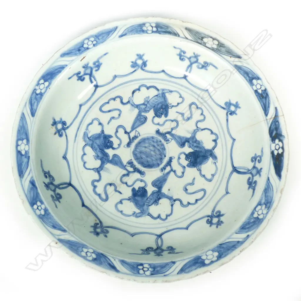 A Chinese porcelain blue and white bowl Image 1++
