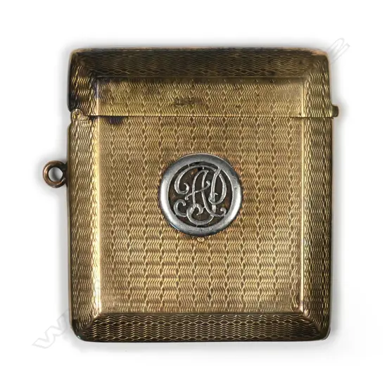 An early 1900s 9ct gold vesta case