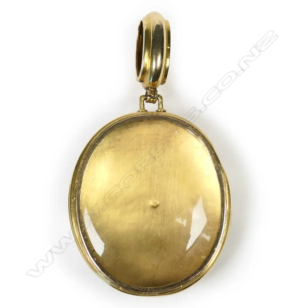 A 19thC gold and micro mosaic pendant/photo locket Image 1++
