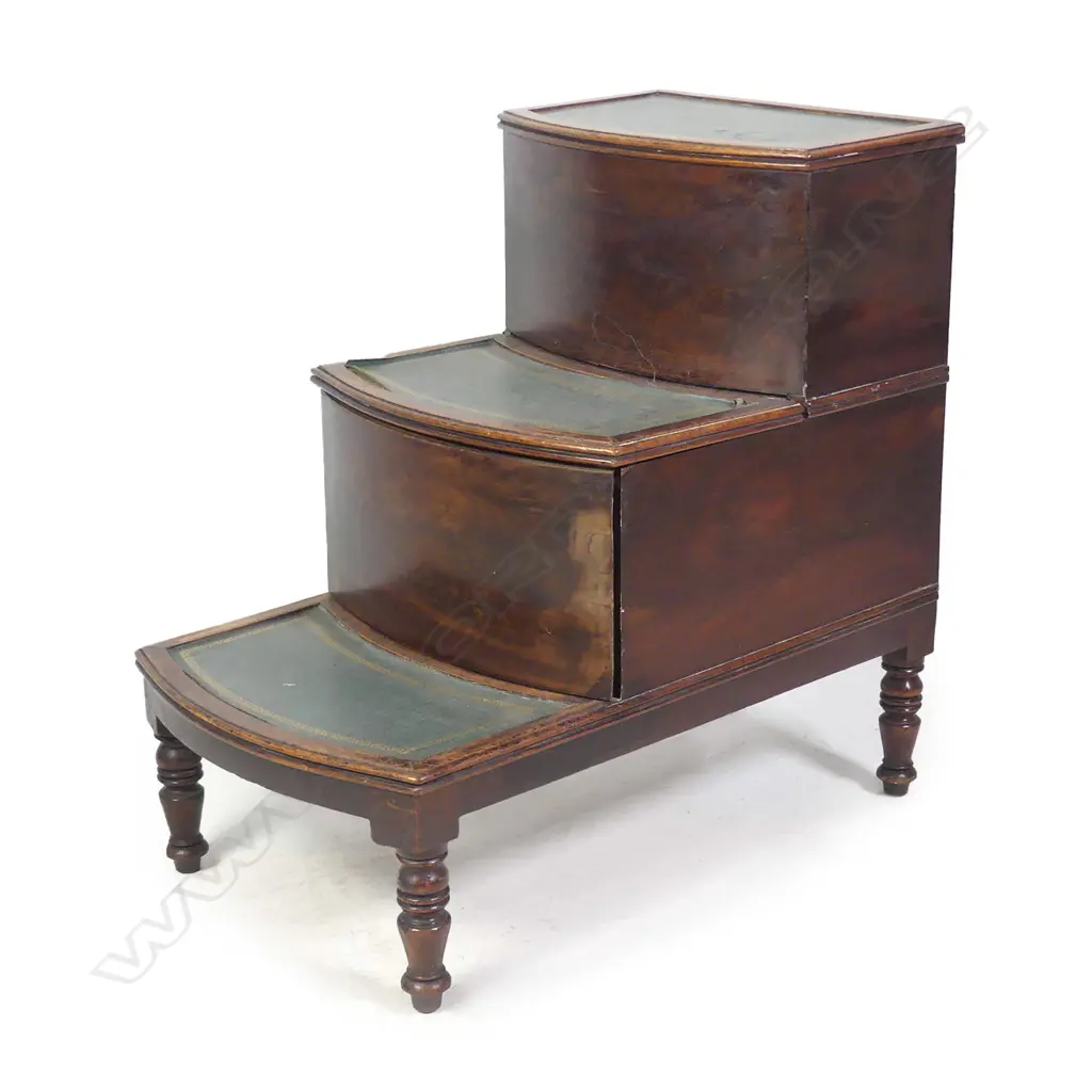 A set of late 19thC Georgian style mahogany library steps Image 1++