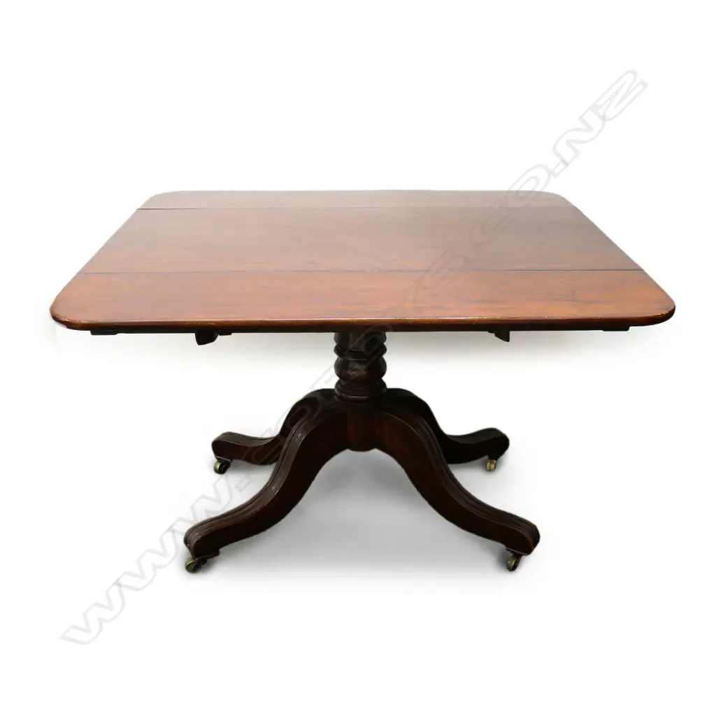 A Regency mahogany Pembroke table Image 1++