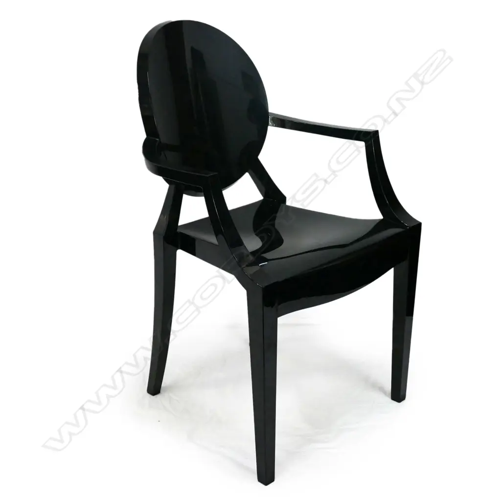 A set of six original black Philippe Starck 'Louis Ghost' chairs for Kartell Image 1++