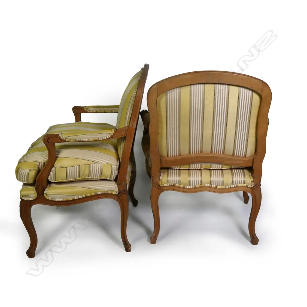 A pair of French style bergère chairs Image 1++