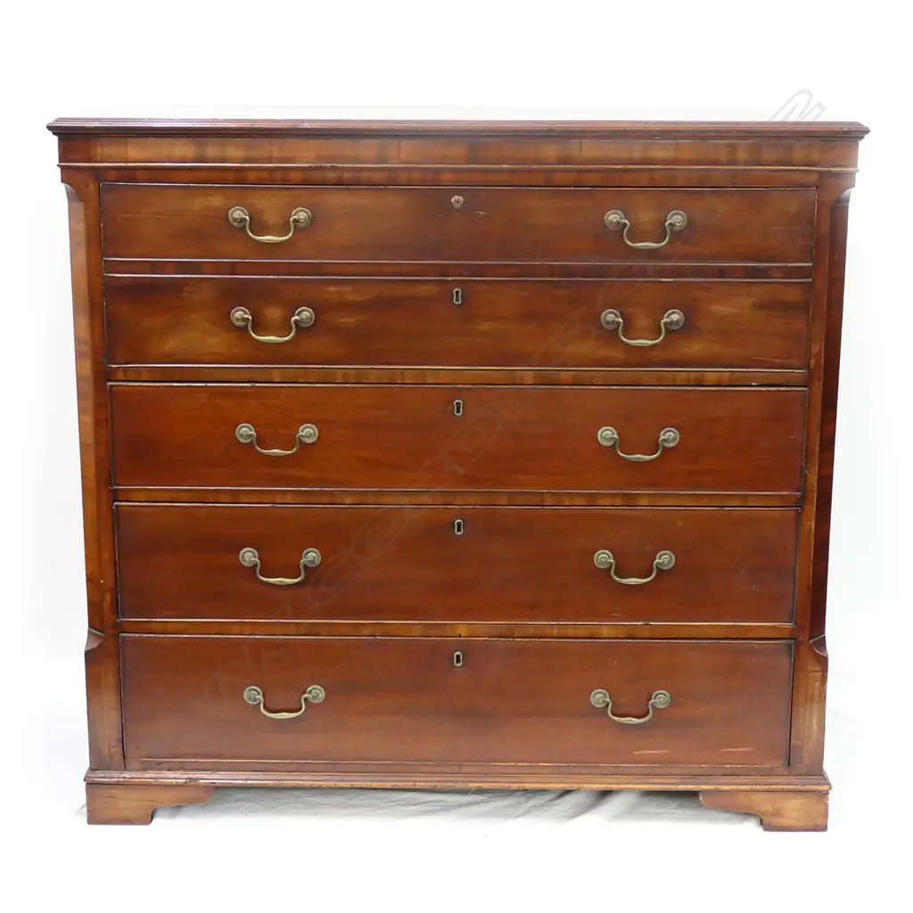 A Regency mahogany secretaire chest of drawers Image 1++
