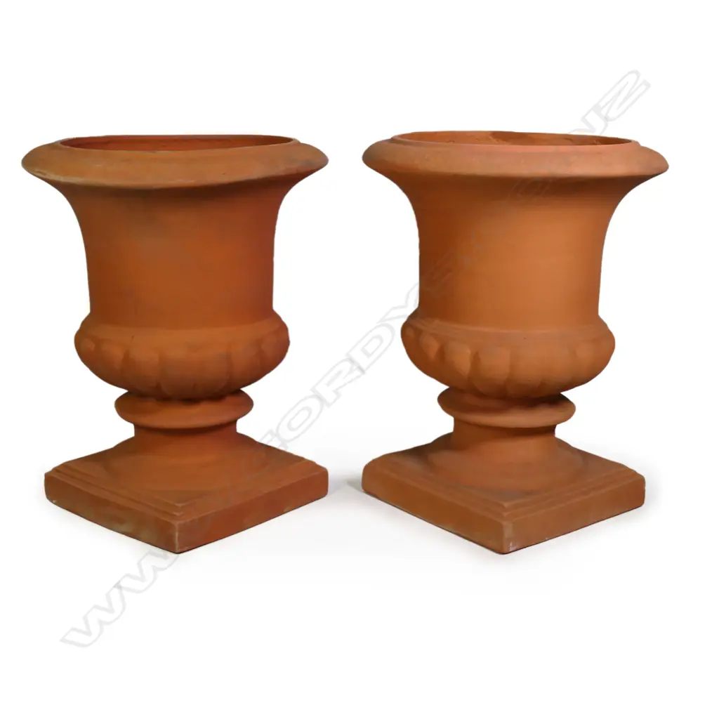 A pair of classical terracotta garden urns Image 1++