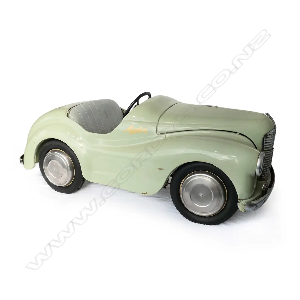 Austin J40 child's pedal car Image 1++