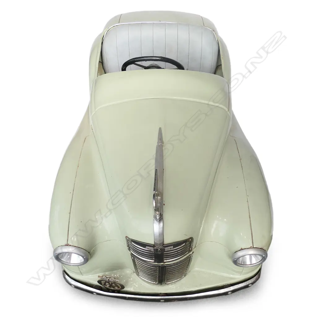 Austin J40 child's pedal car Image 1++