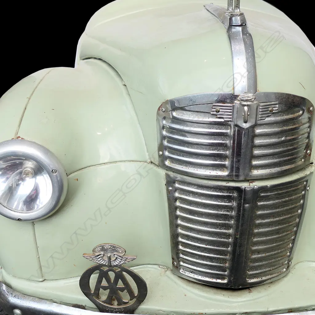 Austin J40 child's pedal car Image 1++