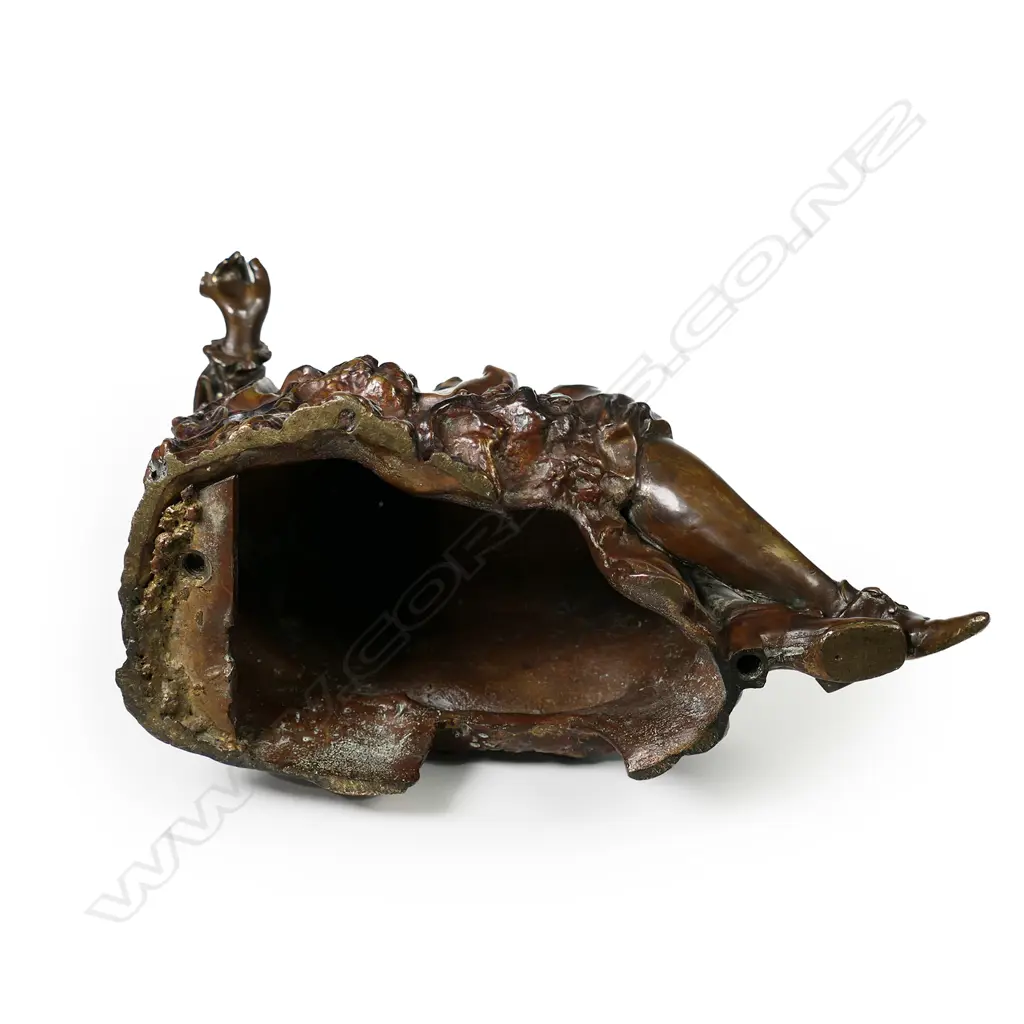 An antique French bronze of Jean de la Fontaine Image 1++