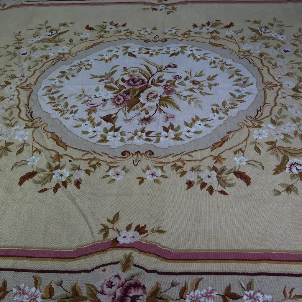 A large Aubusson tapestry Image 1++