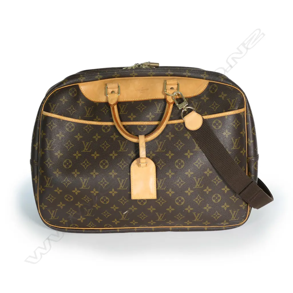 A vintage Louis Vuitton Alize 24 Heures travel bag Image 1++