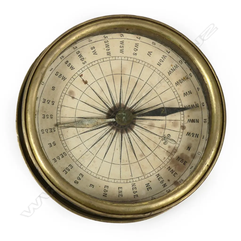 BRASS POCKET COMPASS Image 1++