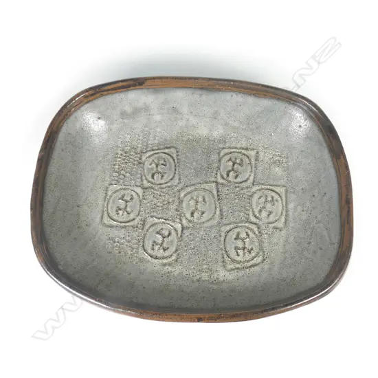 A Len Castle large serving dish decorated with impressed designs