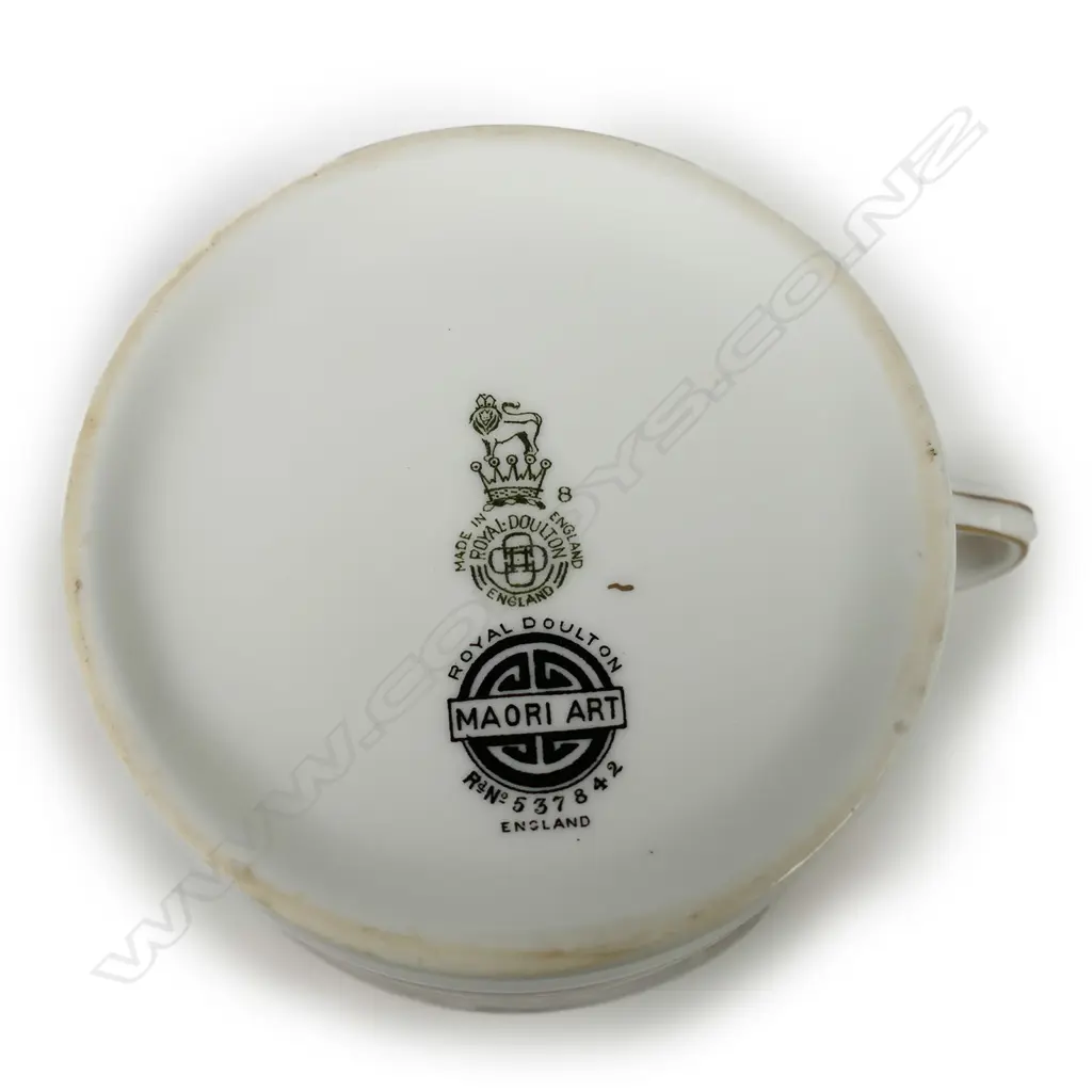 Three Royal Doulton ‘Maori Art’ cups and saucers Image 1++