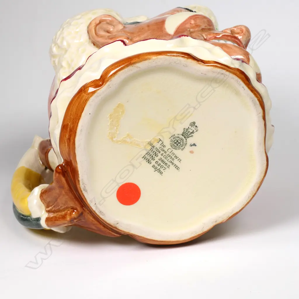 A rare Royal Doulton character jug ‘The White-Haired Clown’ Image 1++
