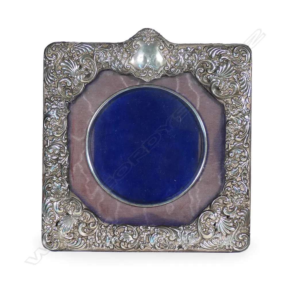 An Edwardian fancy silver photo framed Image 1++