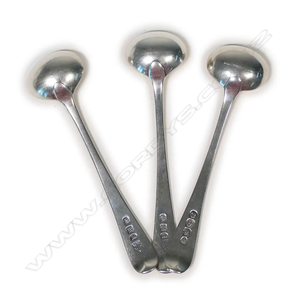 Three late Georgian silver mustard spoons Image 1++