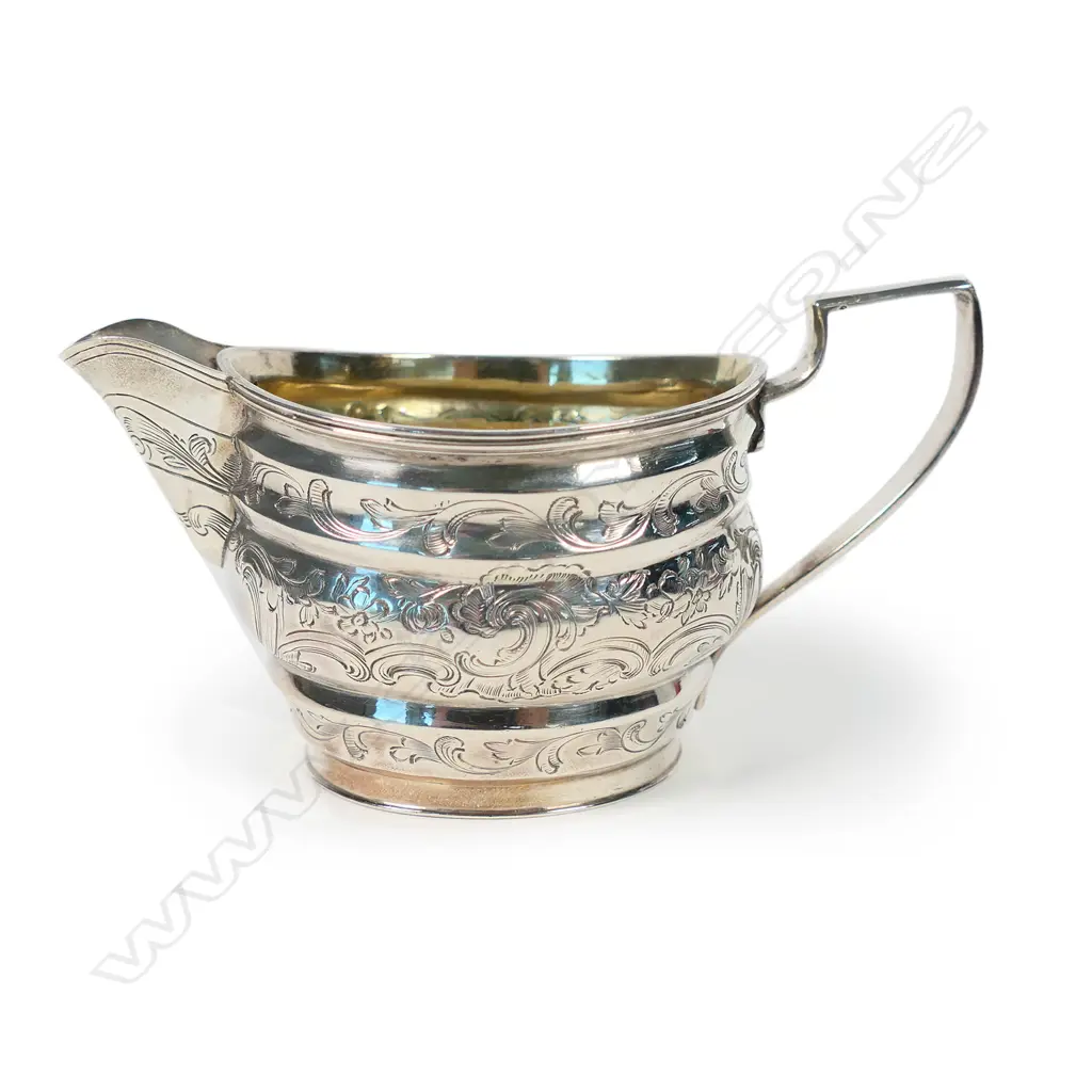 A Geo. III silver cream jug Image 1++