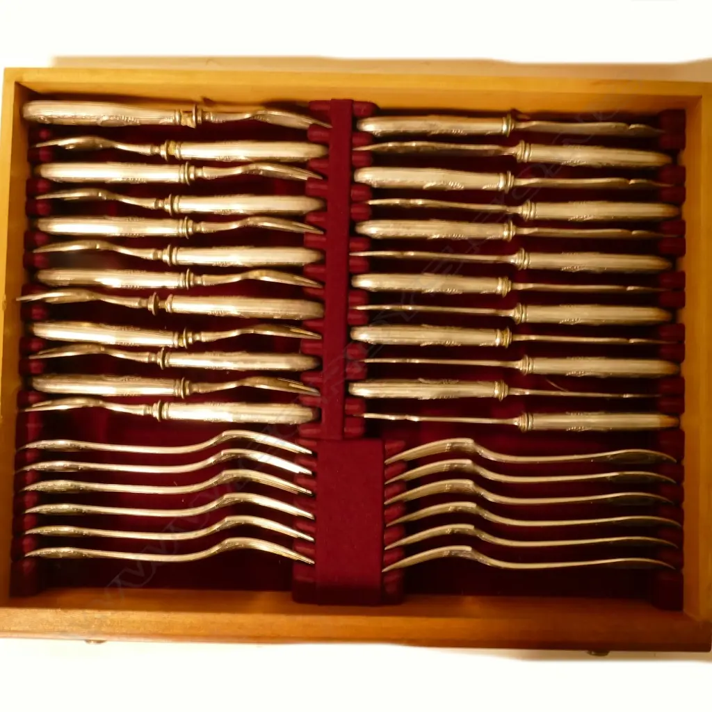 A large harlequin set of German .800 silver cutlery Image 1++