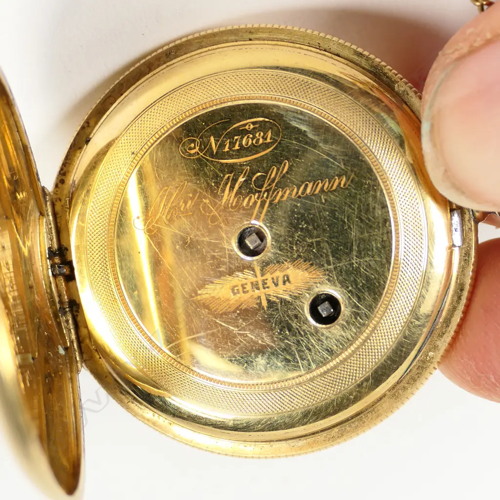 An 18ct gold Swiss hunter pocket watch by Henry Hoffmann Image 1++