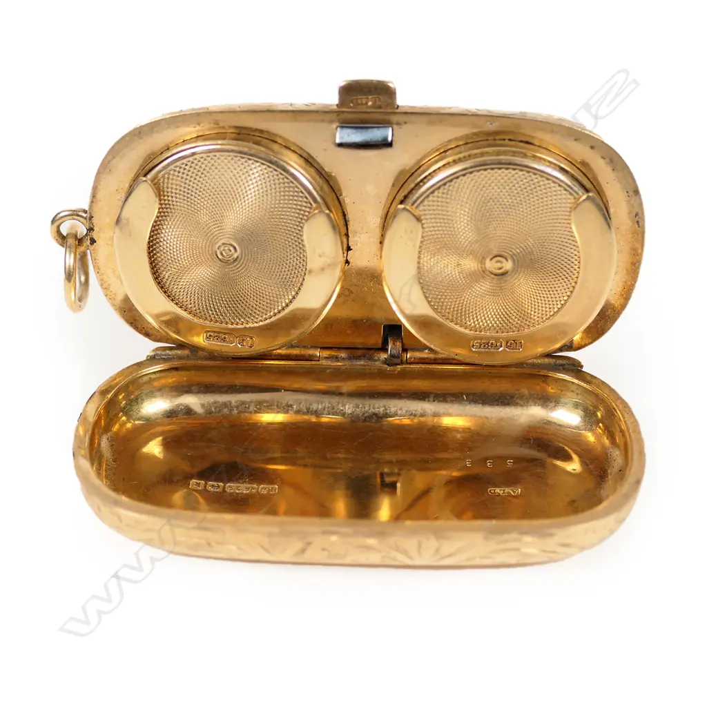 An Edwardian 15ct gold double sovereign case Image 1++